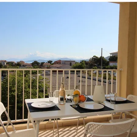 Vue Et Montagnes アパート